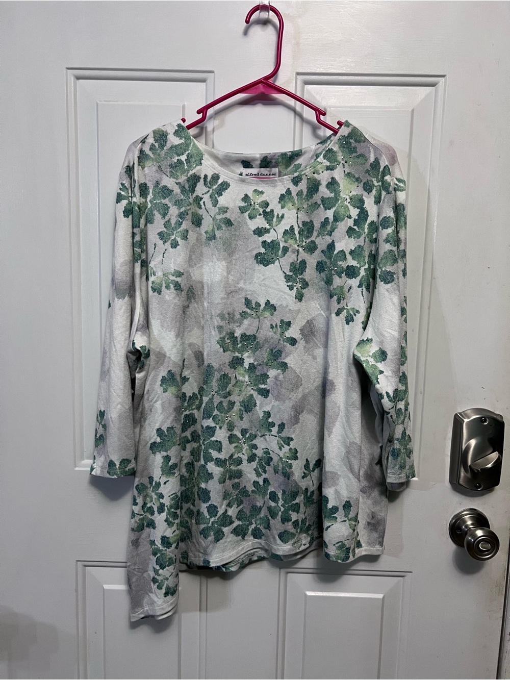 Alfred Dunner 3X Beaded Floral Top Green White Asymmetrical Hem Long Sleeve